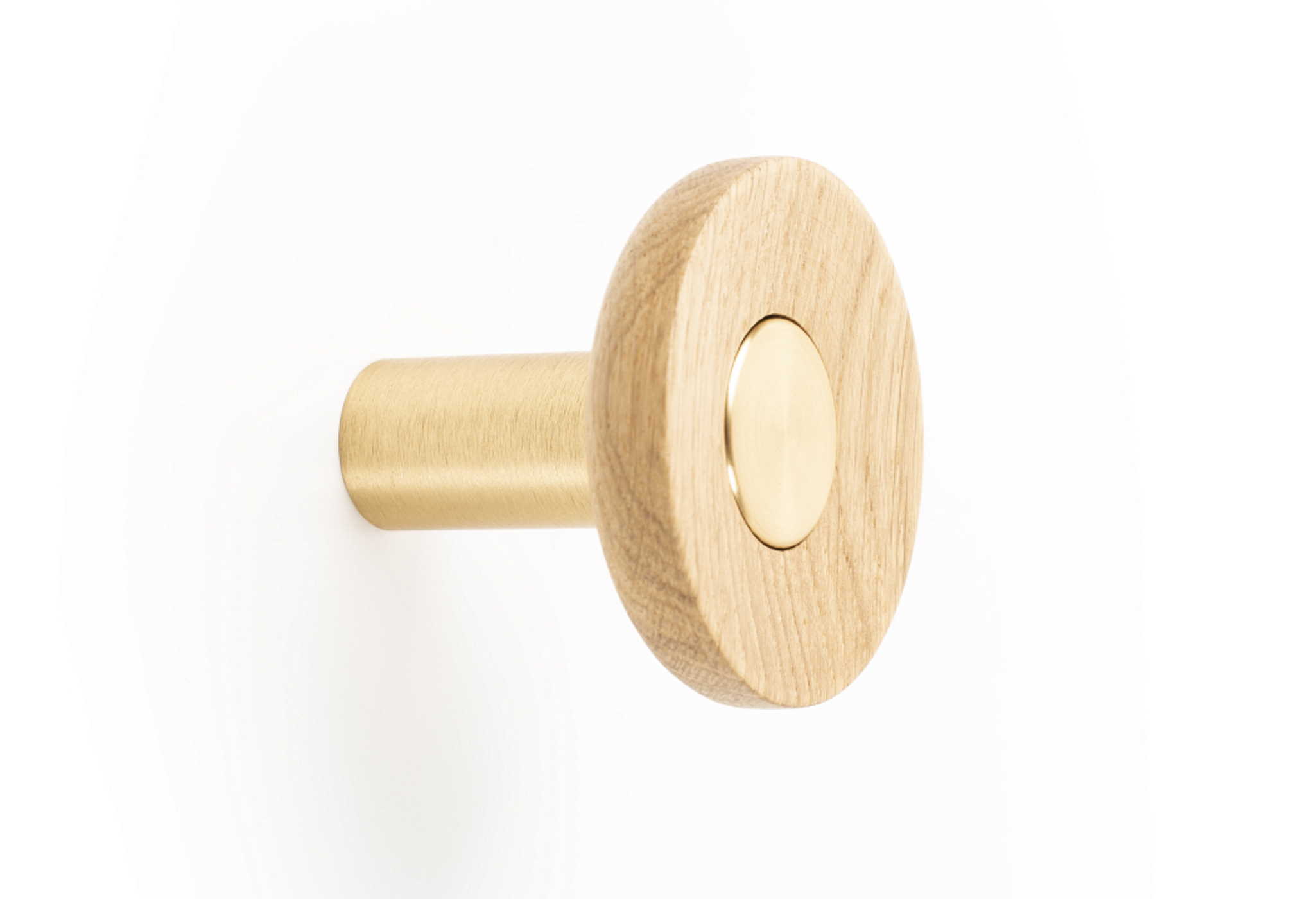 Hook ZOOT V7001 brushed brass/oak 60 mm